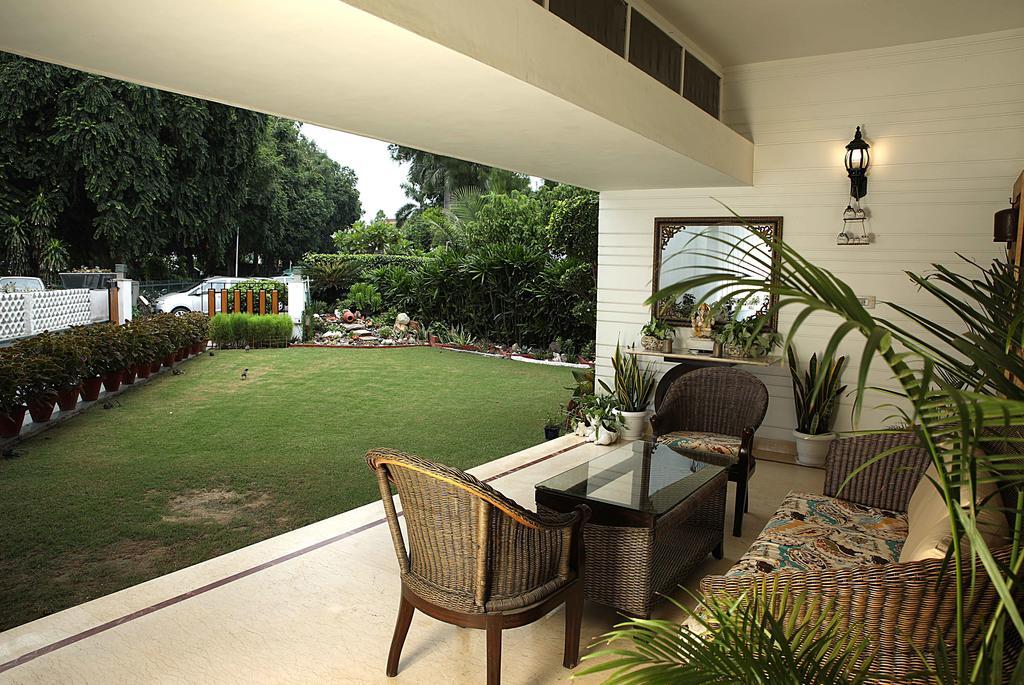 Ahuja Residency Golf Links Hotell New Delhi Exteriör bild