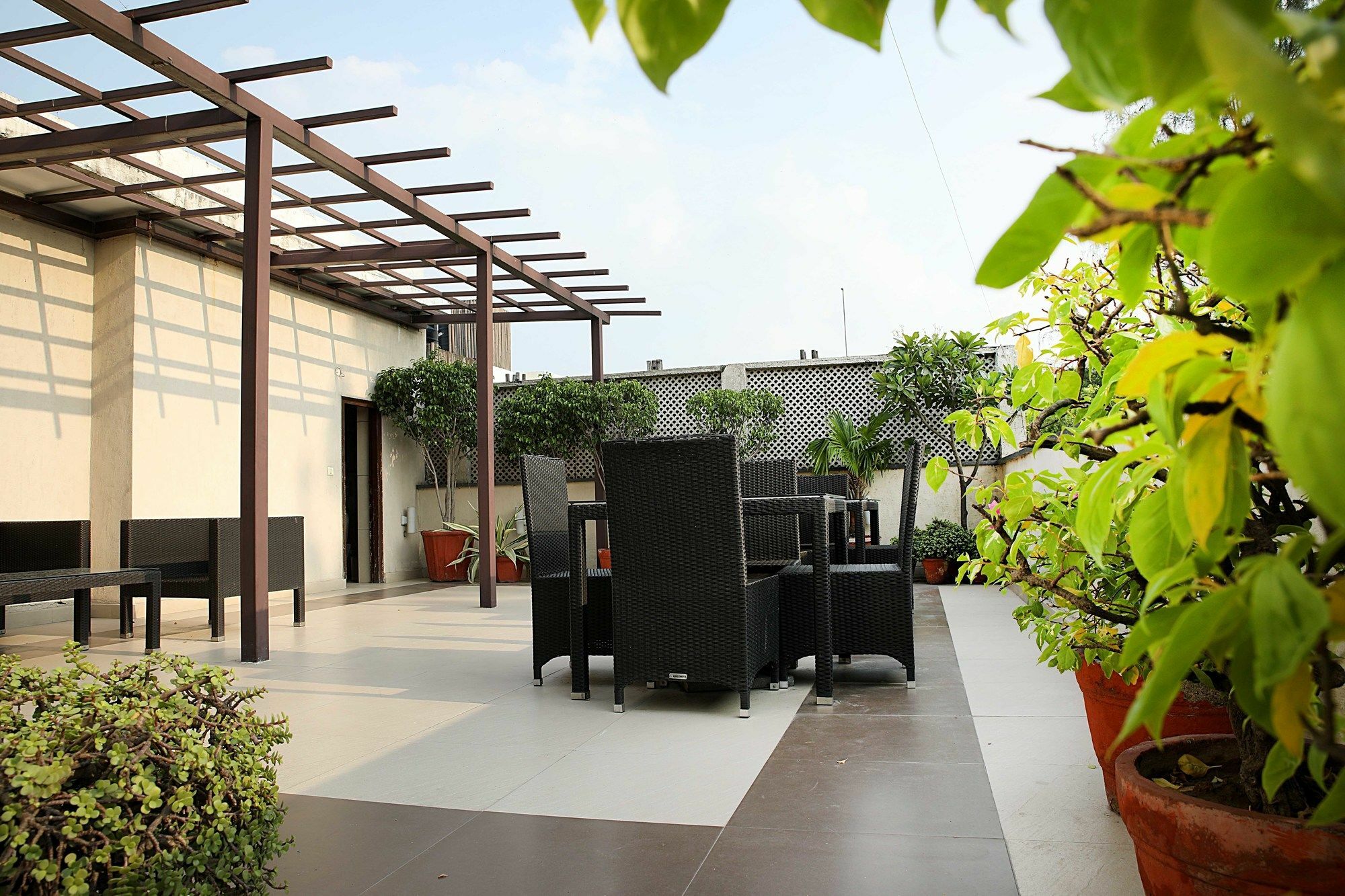 Ahuja Residency Golf Links Hotell New Delhi Exteriör bild